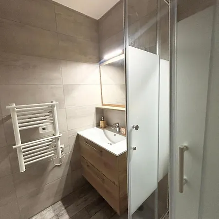 Les Flots Apartment
